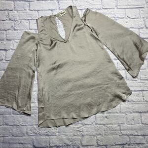 NEW Show Me Your Mumu Shoulder Boo Tunic